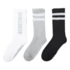 Calcetines de caña corta con rayas y logotipo, tres pares «Blanco, gris, negro»