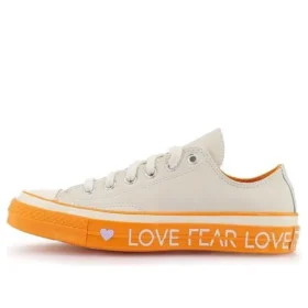 Chuck 70 Low «Love Graphic – Cream»