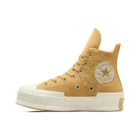 Chuck 70 Plus Suede «Dunescape»