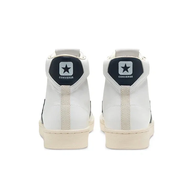 Pro Leather Mid «Raise Your Game» Pro Leather Mid «Raise Your Game»